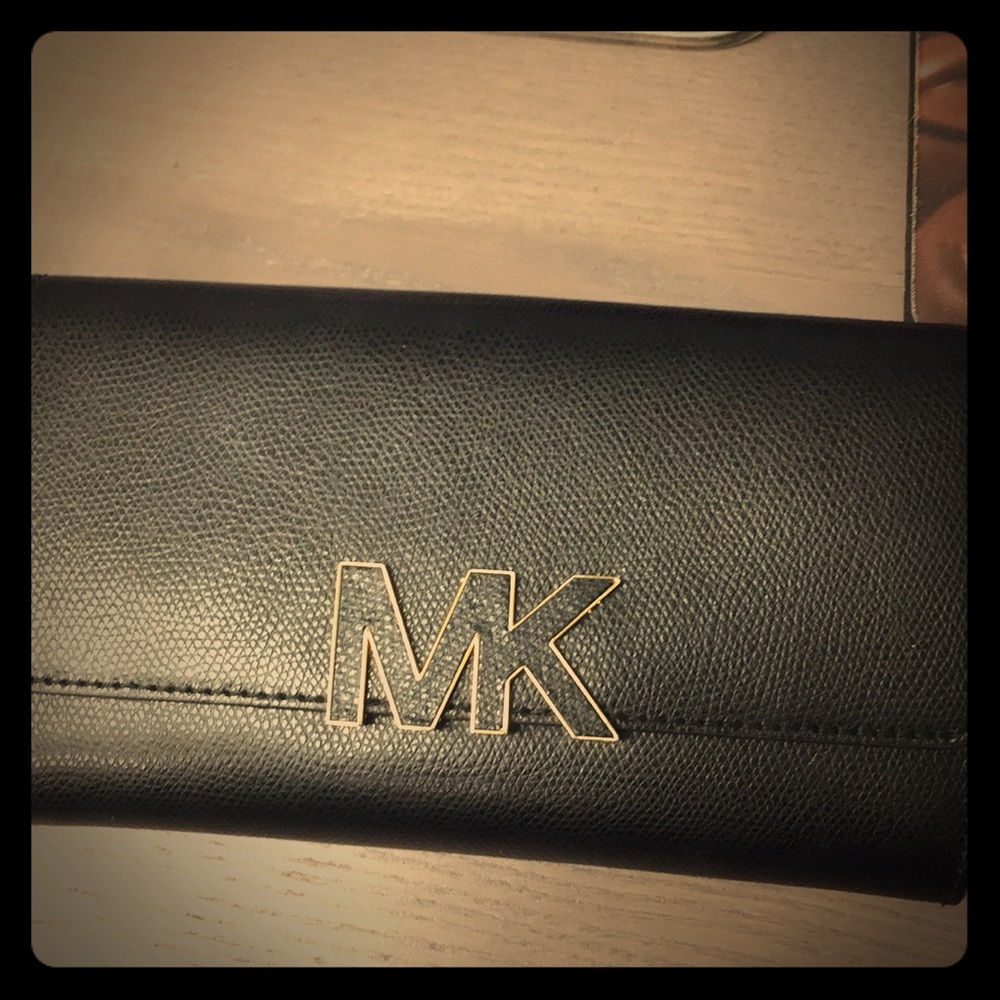 Michael Kors wallet